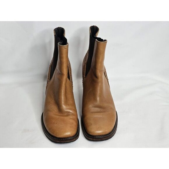 COLE HAAN Country Vibram Sole Brown Leather Ankle Boots Womens Size 6B - Picture 2 of 8